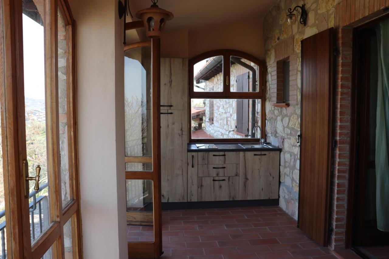 B&B Casale Roshlee Gualdo Cattaneo Eksteriør billede